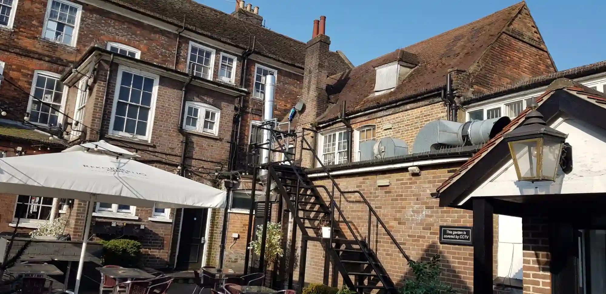 image of facade retention of historic masonry structure